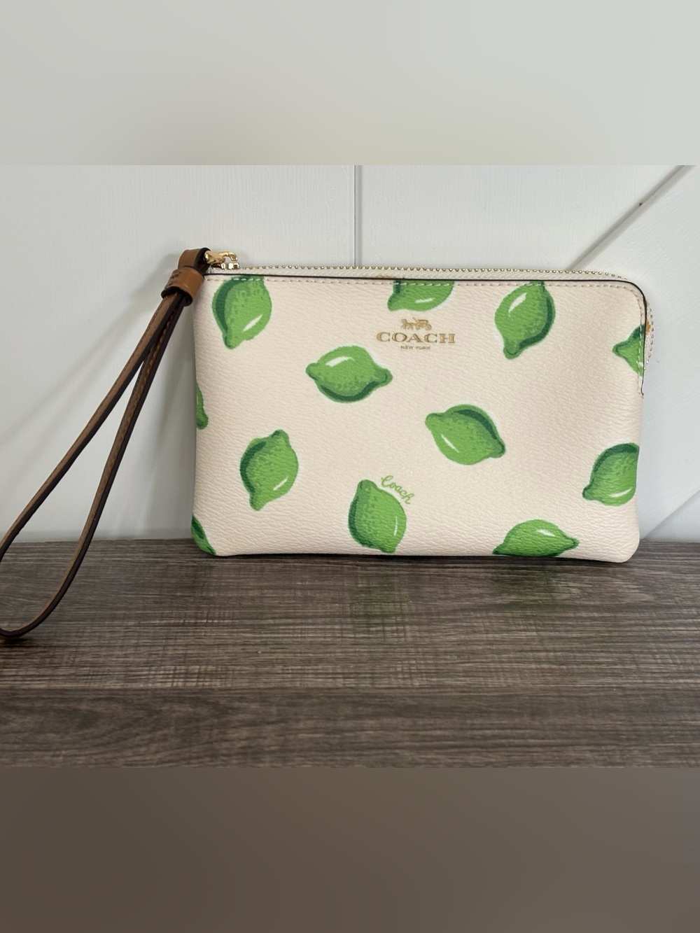 COACH Corner Zip wristlet with Lime 🍋‍🟩 print
